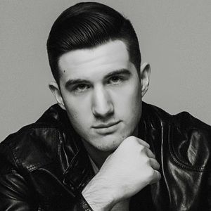 Meet your Posher, Philip